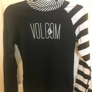 Volcom Surf Shirt/UV Protectant Long Sleeve Black and White